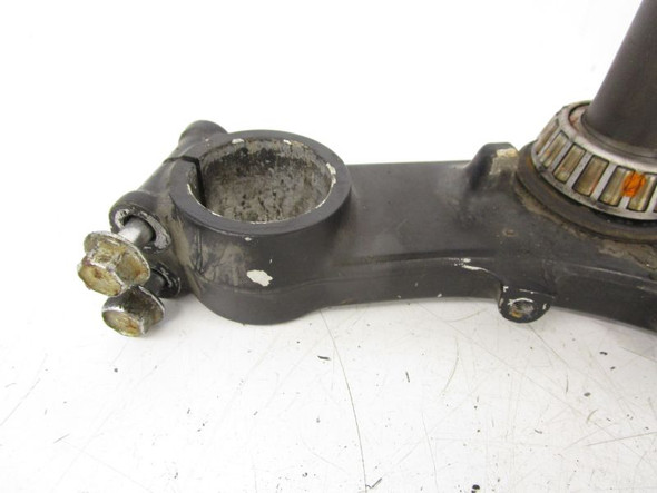 95 Kawasaki Ninja ZX6R F Lower Bottom Triple Tree Clamp